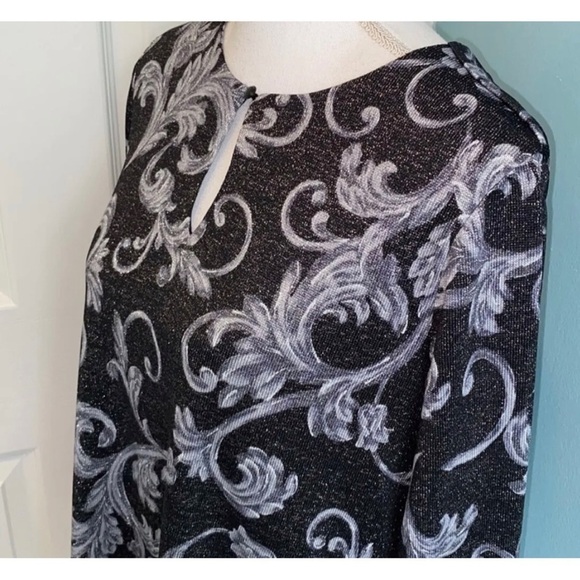 Susan Graver Women Sz L Black Gray Silver Metallic Layered Lurex Keyhole Sweater - Picture 5 of 11